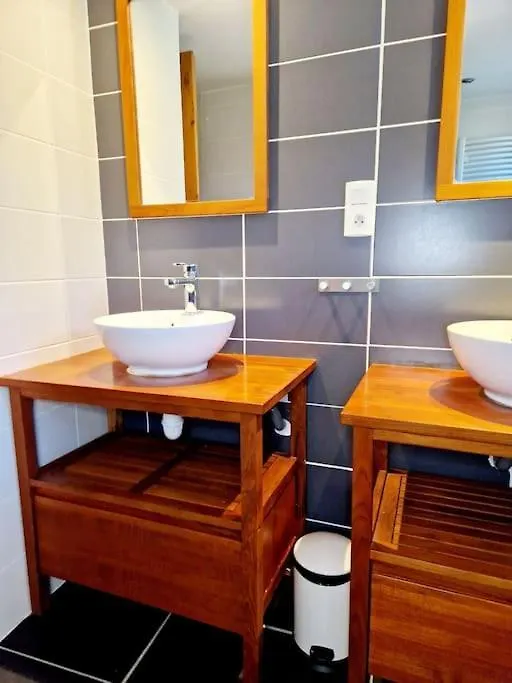 Gite D'Oustrac, Vue Imprenable Sur Lac De Maury Saint-Amans-des-Cots Holiday home